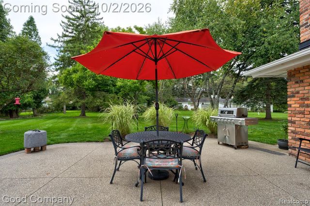 1604 Northumberland Drive, Rochester Hills, MI 48309