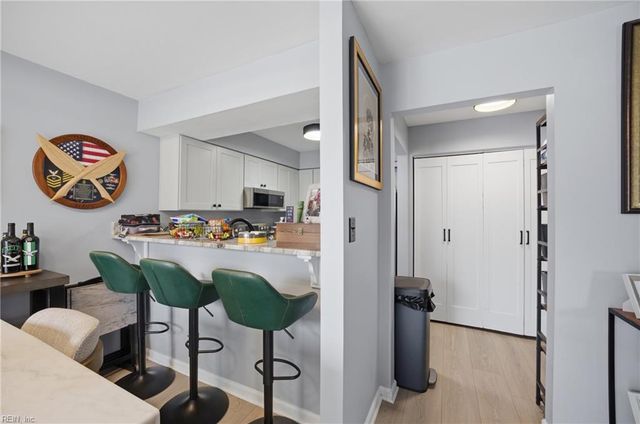 6 Tamarisk Quay Apt G, Hampton, VA 23666