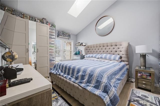 6 Tamarisk Quay Apt G, Hampton, VA 23666