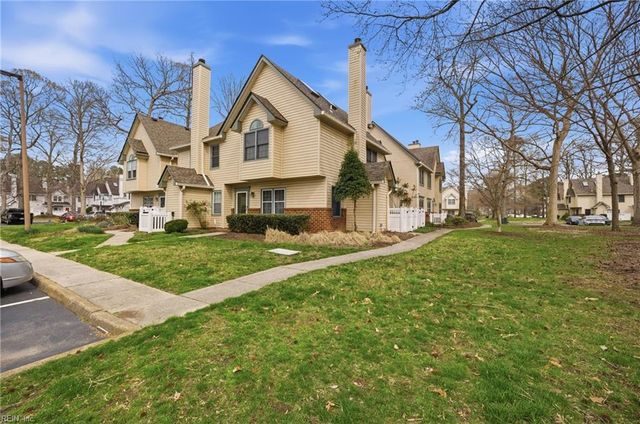 6 Tamarisk Quay Apt G, Hampton, VA 23666