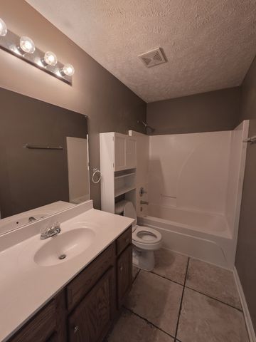 261 Indian Park Dr, Murfreesboro, TN 37128