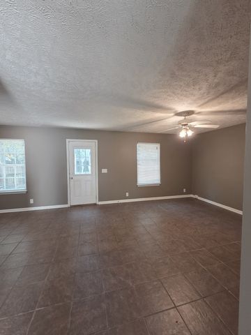 261 Indian Park Dr, Murfreesboro, TN 37128