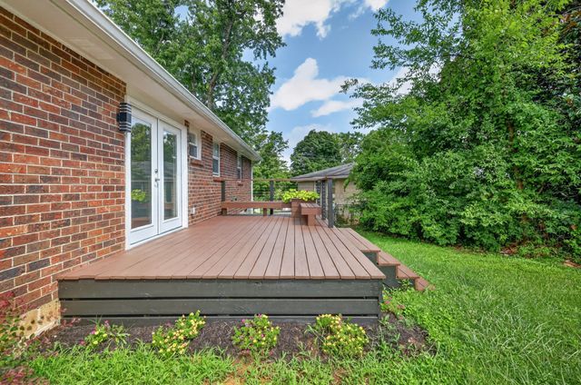 4913 Olivia Dr, Antioch, TN 37013