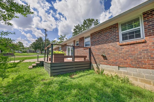 4913 Olivia Dr, Antioch, TN 37013