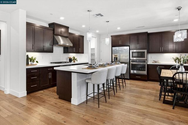 5821 Nugget Way, Dublin, CA 94568