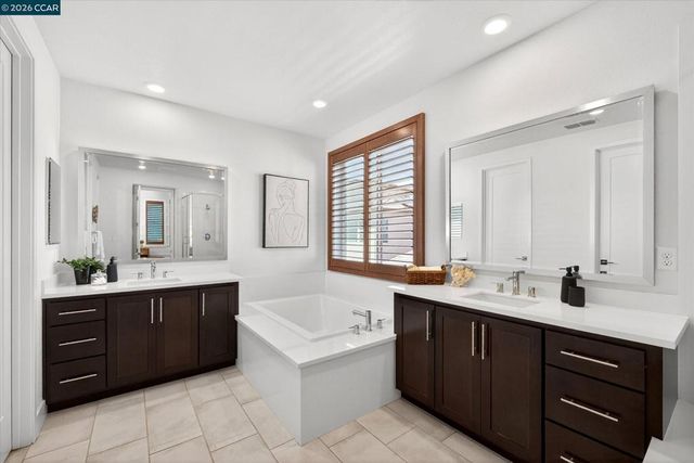 5821 Nugget Way, Dublin, CA 94568