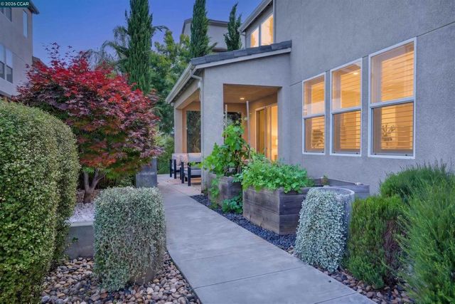5821 Nugget Way, Dublin, CA 94568