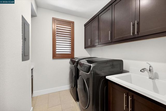 5821 Nugget Way, Dublin, CA 94568