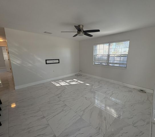 5620 Hobart Avenue, West Palm Beach, FL 33405