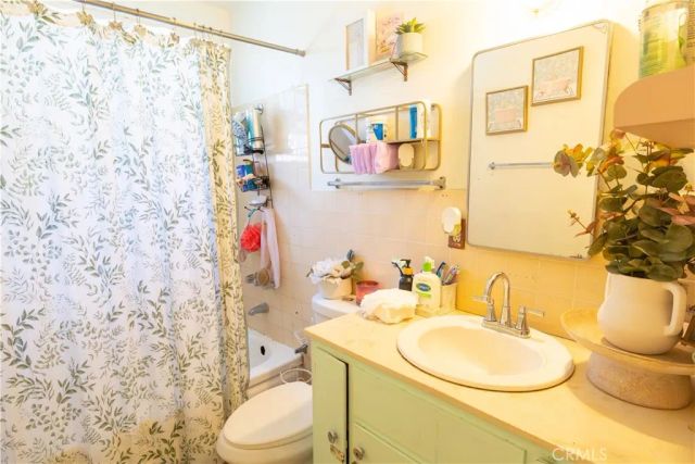 11363 Virginia Avenue, Lynwood, CA 90262