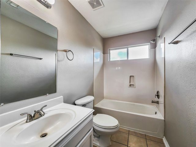 14007 Marners Court, Houston, TX 77014
