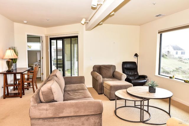 459 Oceana Dr, Dillon Beach, CA 94929