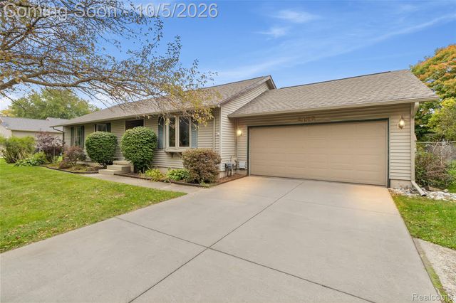 2176 Oak Shade Drive, Davison Township, MI 48423