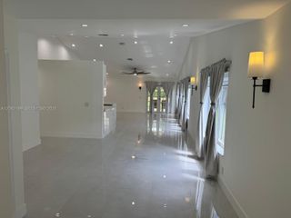 1133 Alexander Bend, Weston, FL 33327