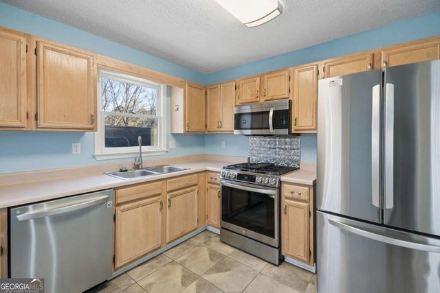 261 Garretts Drive, Douglasville, GA 30134