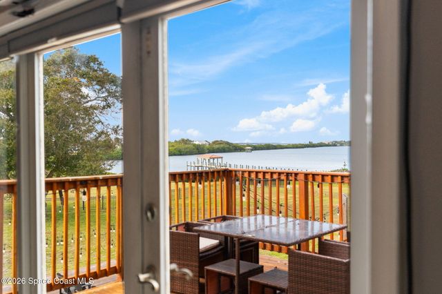 190 Stewart Drive, Merritt Island, FL 32952