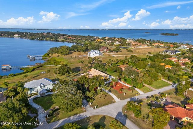 190 Stewart Drive, Merritt Island, FL 32952