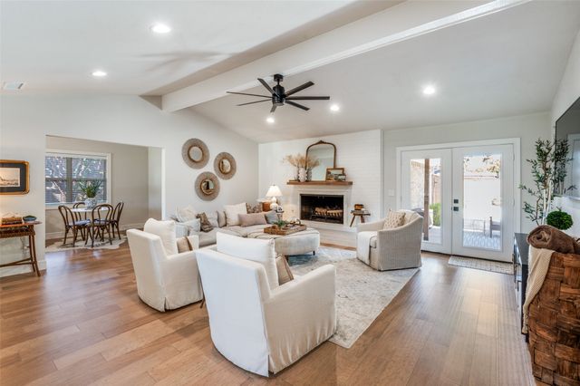 2425 Brennan Drive, Plano, TX 75075