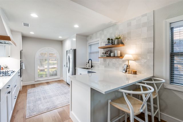 2425 Brennan Drive, Plano, TX 75075