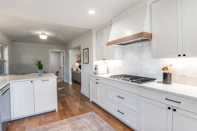 2425 Brennan Drive, Plano, TX 75075