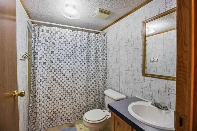 405 Edgar Place, Faribault, MN 55021