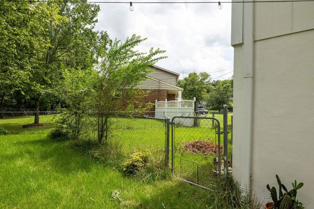 408 Barclay Square Cir, Antioch, TN 37013