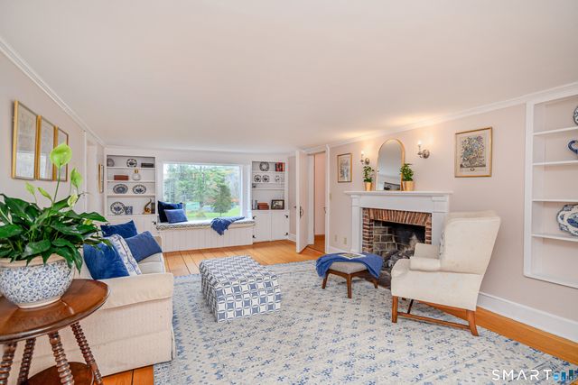 6 Brinsmade Lane, Sherman, CT 06784