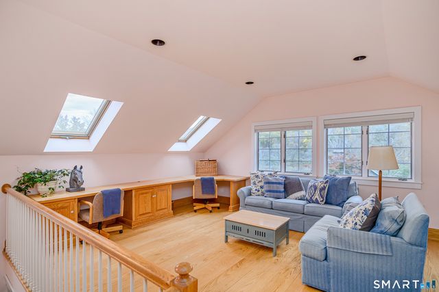 6 Brinsmade Lane, Sherman, CT 06784