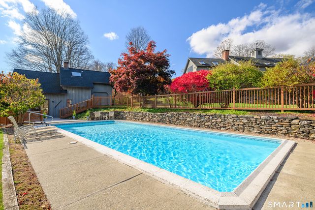 6 Brinsmade Lane, Sherman, CT 06784