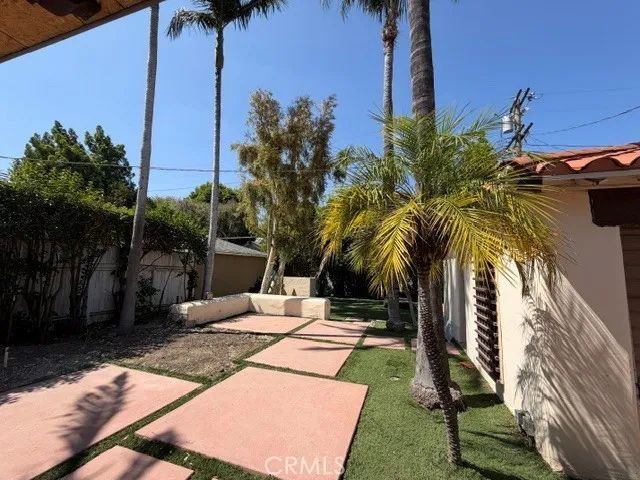 22025 Lopez, Woodland Hills, CA 91364