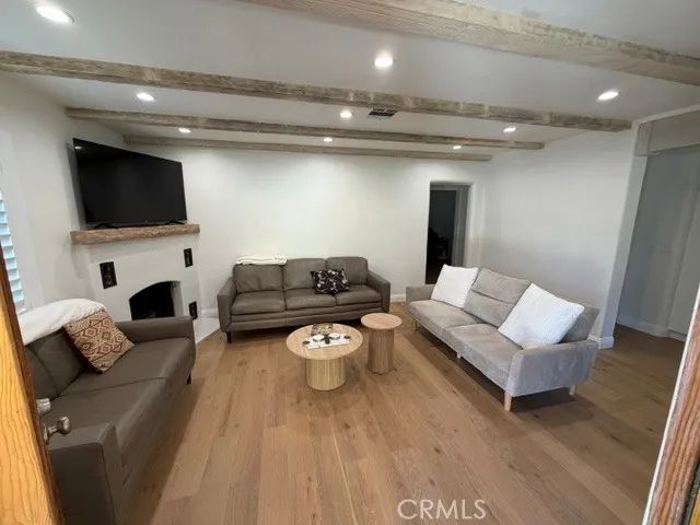 22025 Lopez, Woodland Hills, CA 91364