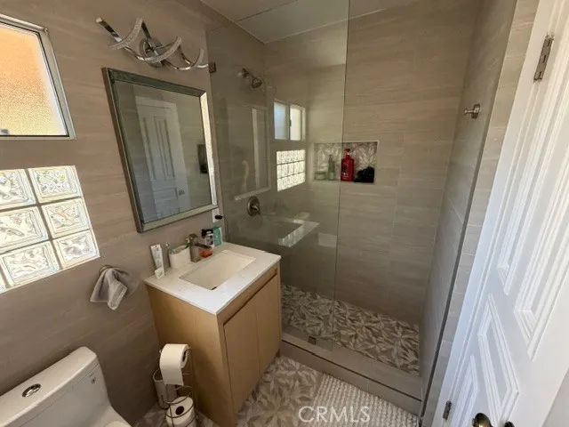 22025 Lopez, Woodland Hills, CA 91364
