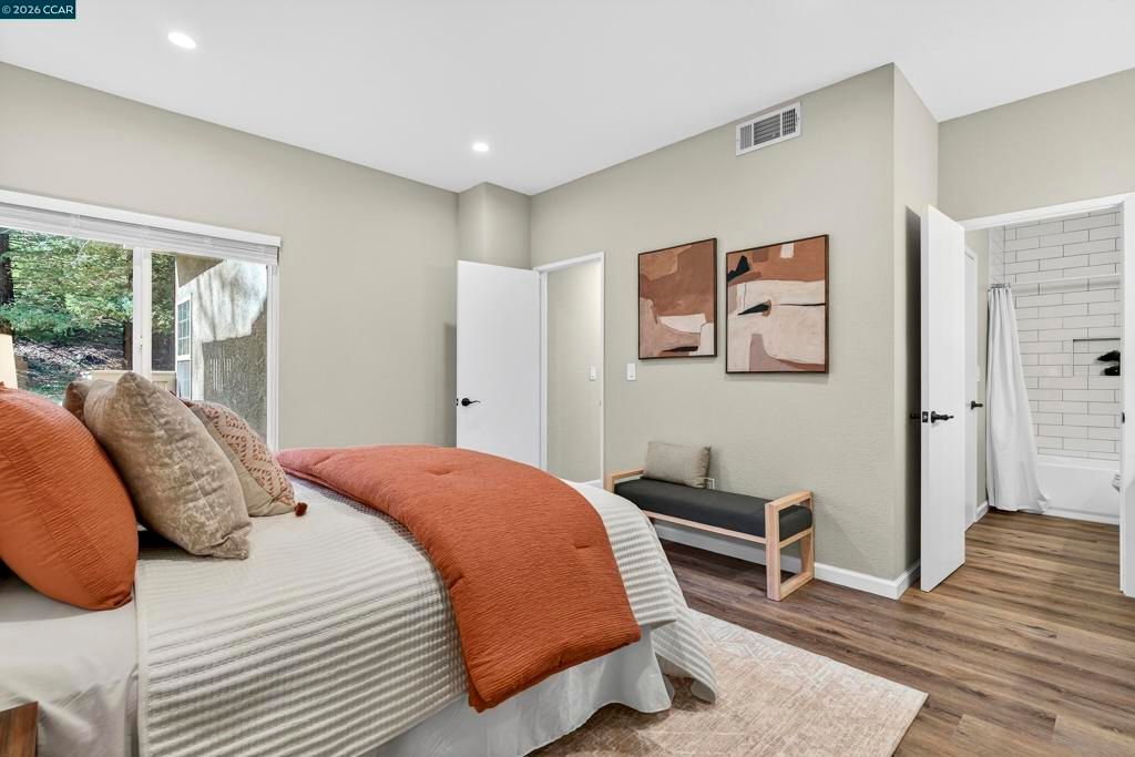 Image 24 of property listing at 603 603 Forest Run, Hercules, CA 94547