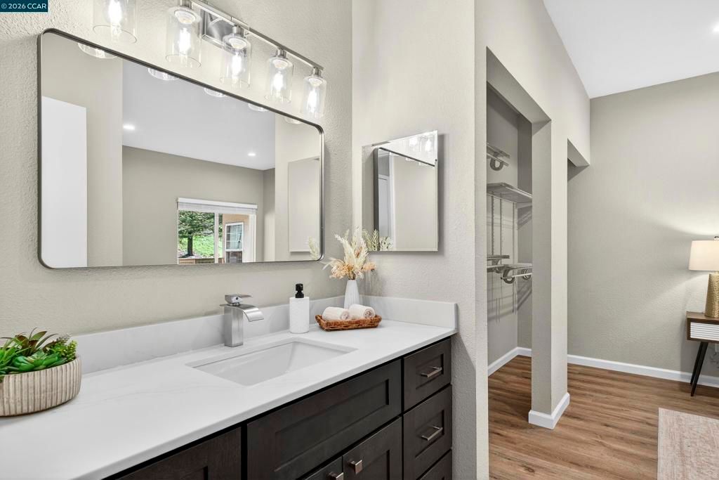 Image 29 of property listing at 603 603 Forest Run, Hercules, CA 94547