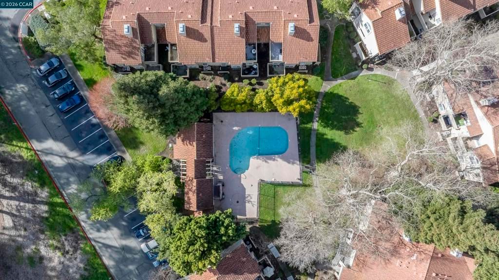 Image 47 of property listing at 603 603 Forest Run, Hercules, CA 94547