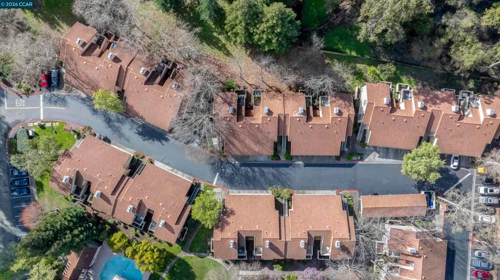 Image 48 of property listing at 603 603 Forest Run, Hercules, CA 94547