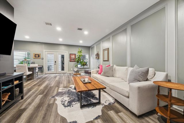 727 Bunker Hill Road 36, Houston, TX 77024