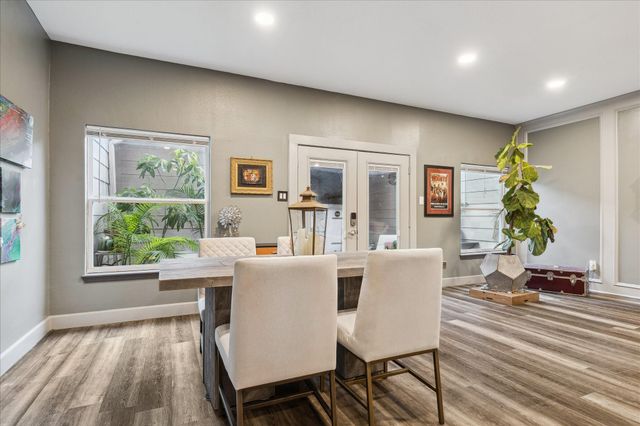 727 Bunker Hill Road 36, Houston, TX 77024