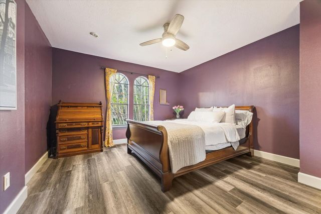 727 Bunker Hill Road 36, Houston, TX 77024