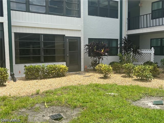 1747 Pebble Beach DR 106, Fort Myers, FL 33907