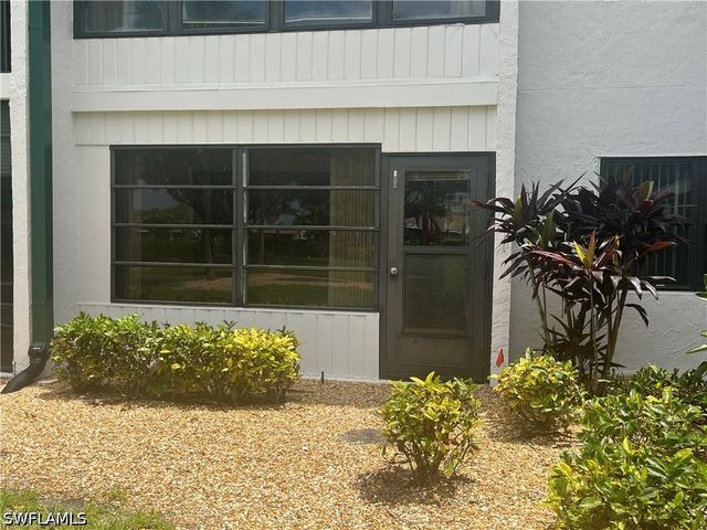 1747 Pebble Beach DR 106, Fort Myers, FL 33907