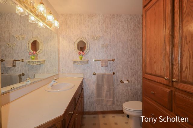 3890 Sundial Avenue, Jamestown Twp, MI 49426