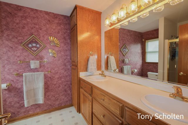 3890 Sundial Avenue, Jamestown Twp, MI 49426