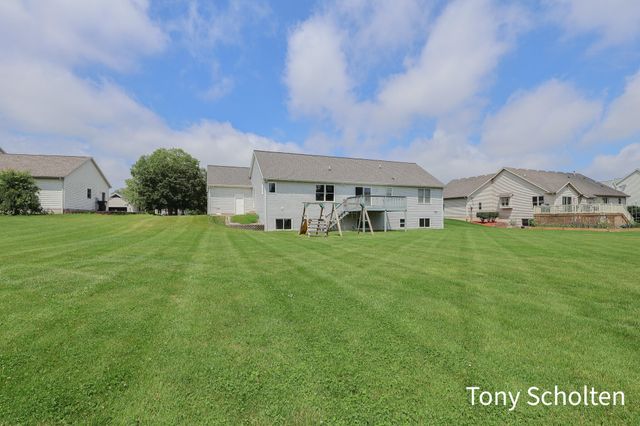 3890 Sundial Avenue, Jamestown Twp, MI 49426