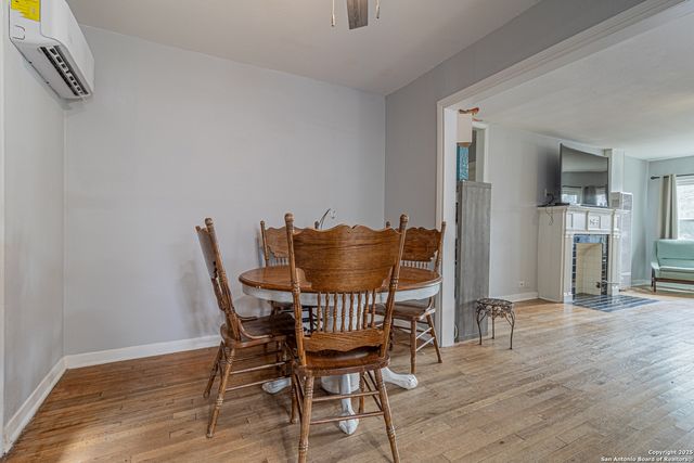 1703 Texas Ave, San Antonio, TX 78201