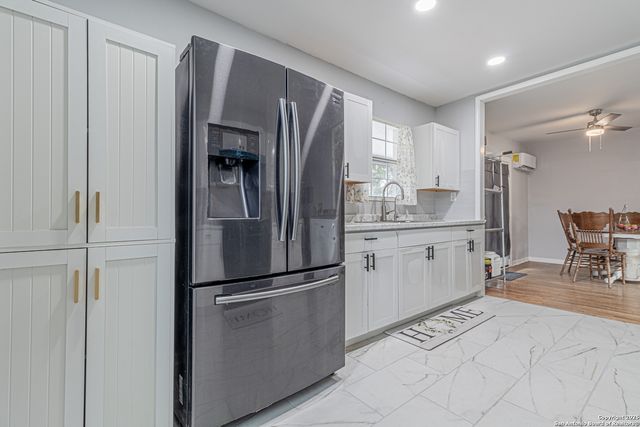 1703 Texas Ave, San Antonio, TX 78201