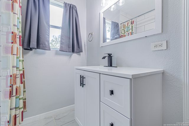 1703 Texas Ave, San Antonio, TX 78201