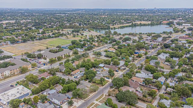 1703 Texas Ave, San Antonio, TX 78201