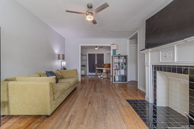 1703 Texas Ave, San Antonio, TX 78201