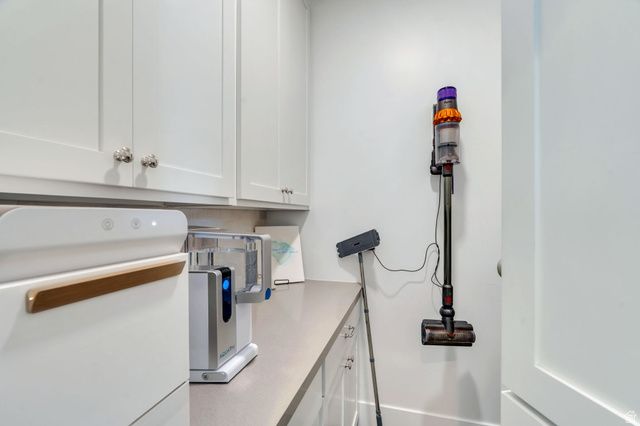 198 E ZINFANDEL LN, Vineyard, UT 84059